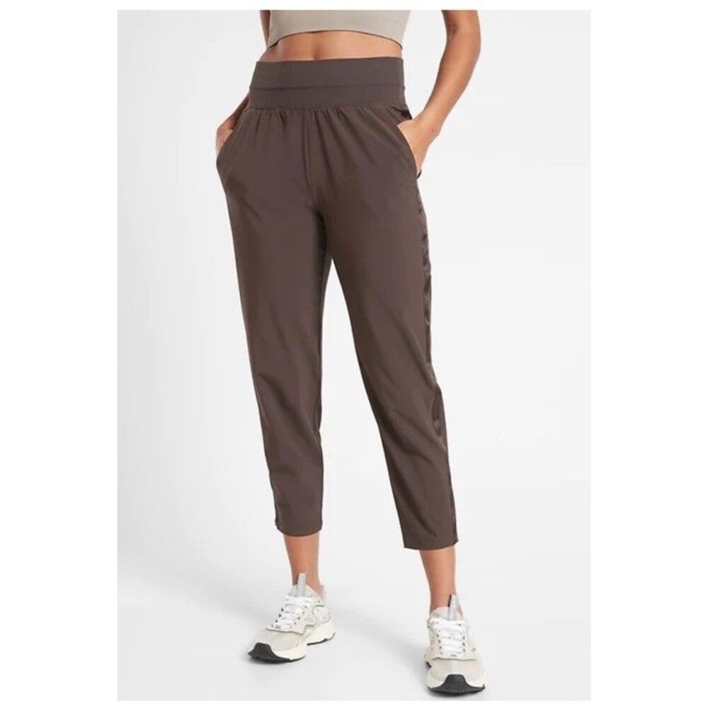 Athleta Nolita Slim Tapered Crop Pant-Walnut Brown Size 2